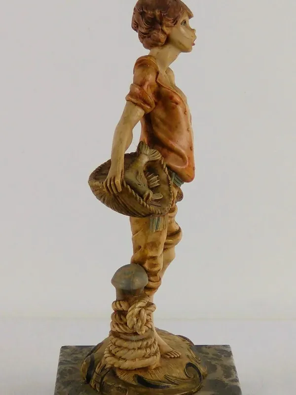 Italiaans beeldje van jongen (Simonetti)