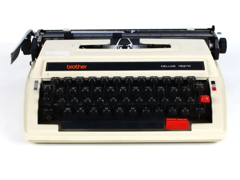 Brother Deluxe 762TR Typemachine