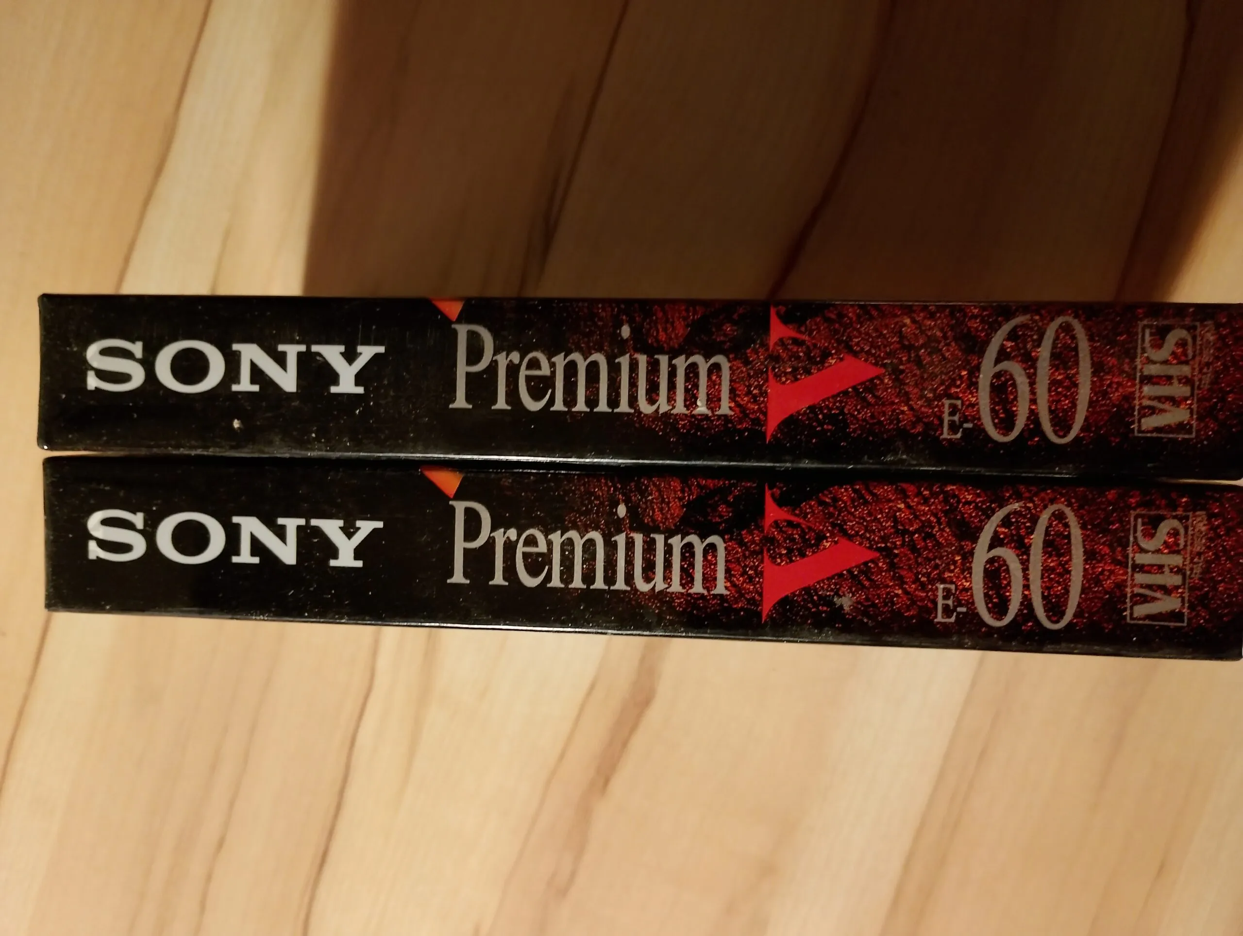 5 Sony VHS videocassettes
