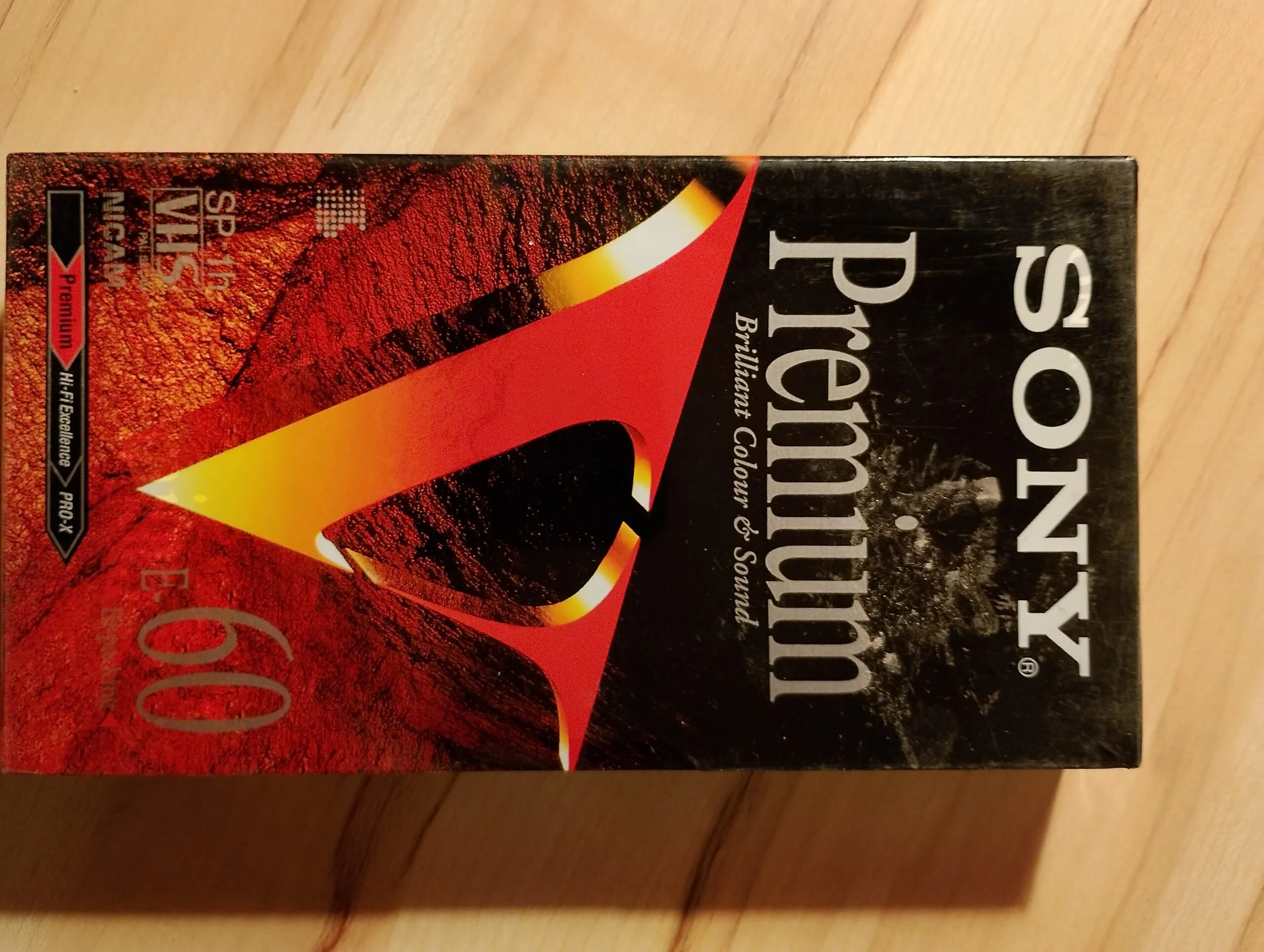 5 Sony VHS videocassettes