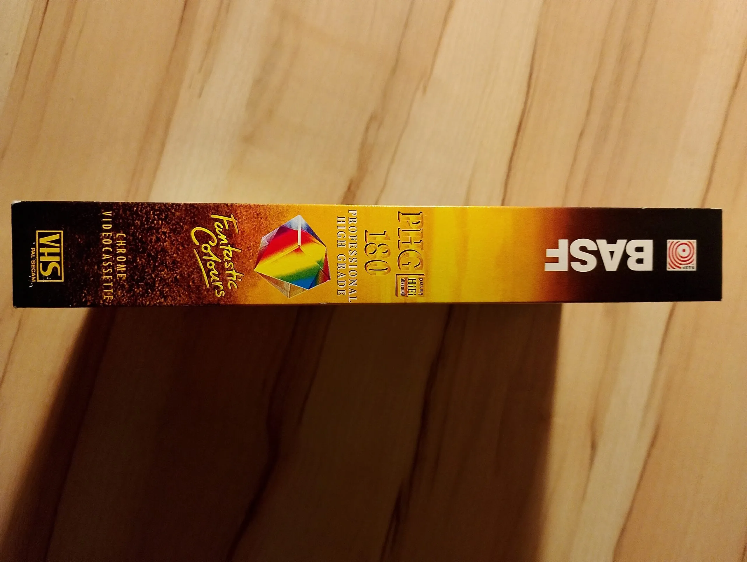 6 Basf / Emtec PHG 240 videocassette + 1 PHG180 – VHS