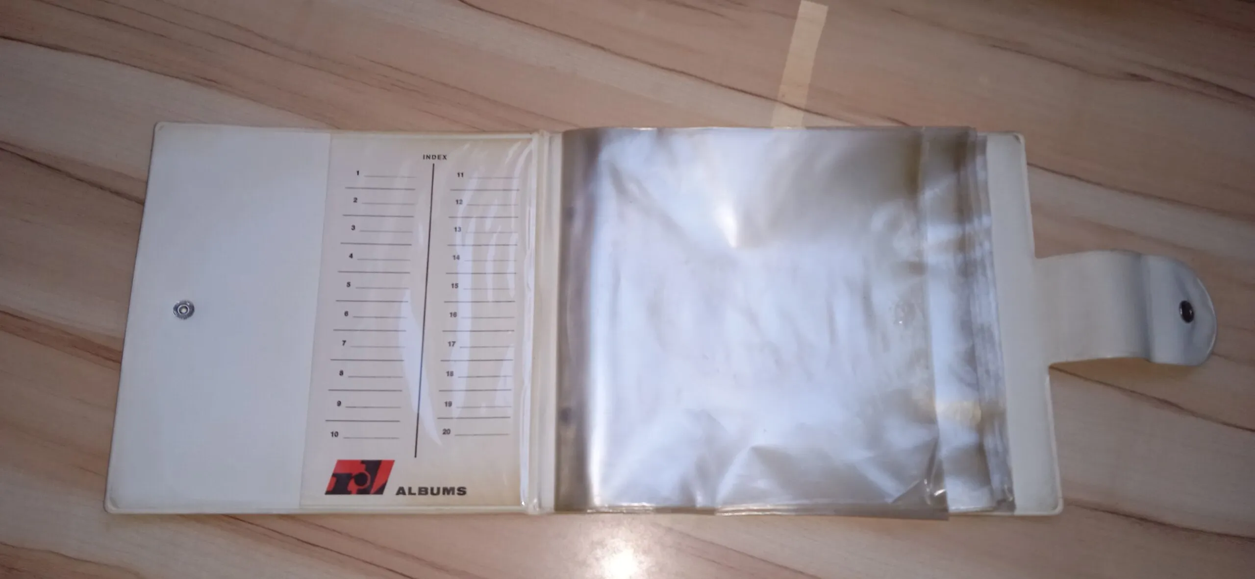 Bewaarmapje voor singles (B)